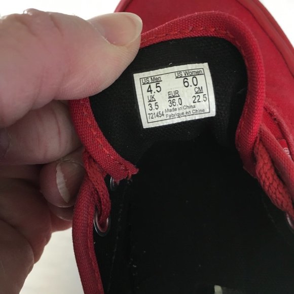 Vans Sneakers & Athletic Shoes - Picture 7 of 7